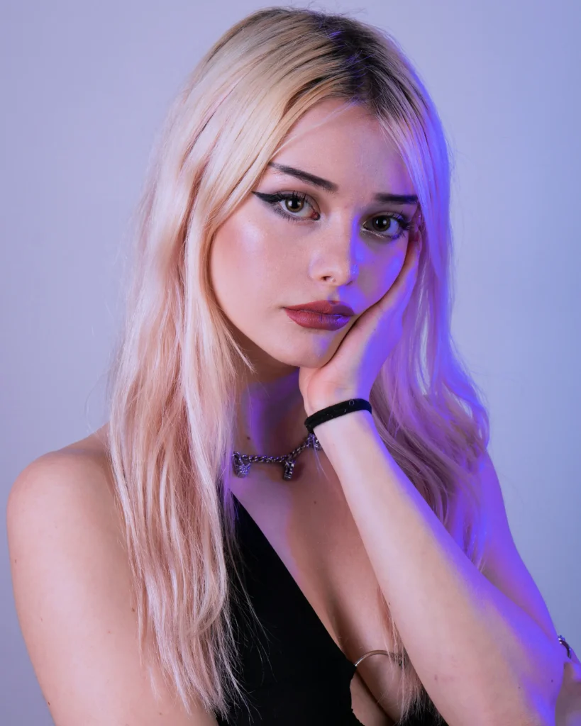 representing modest fashion identity and cultural beauty