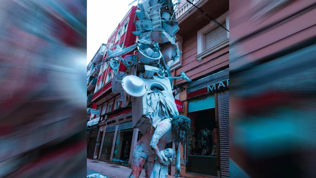  A Mother’s Love  sculpture